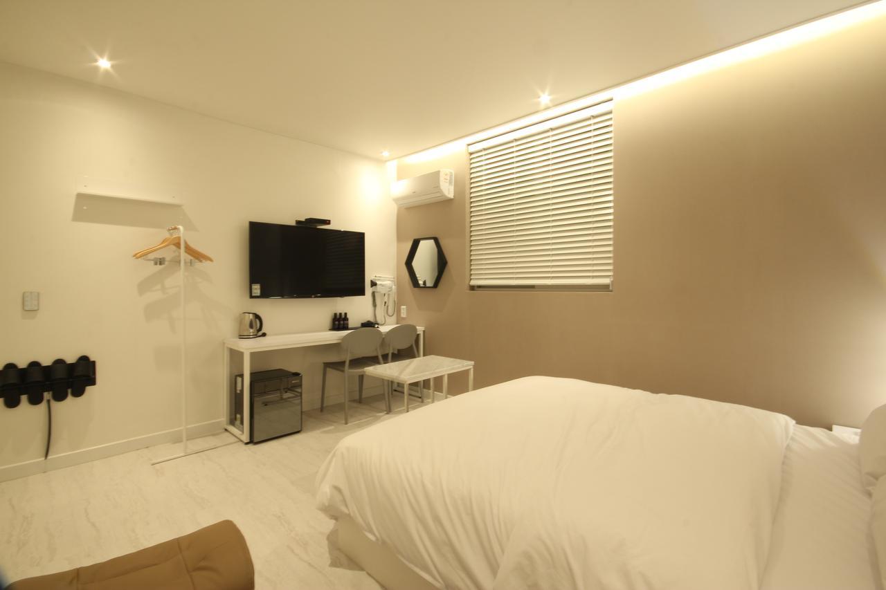 Hotel Yam Yeosu Hakdong Exterior foto
